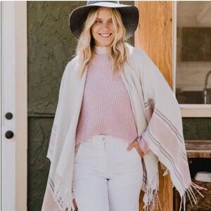 Causebox Siizu Womens |OS| Cream/Pink/Gray Fringed Trim Poncho Wrap (NWT)